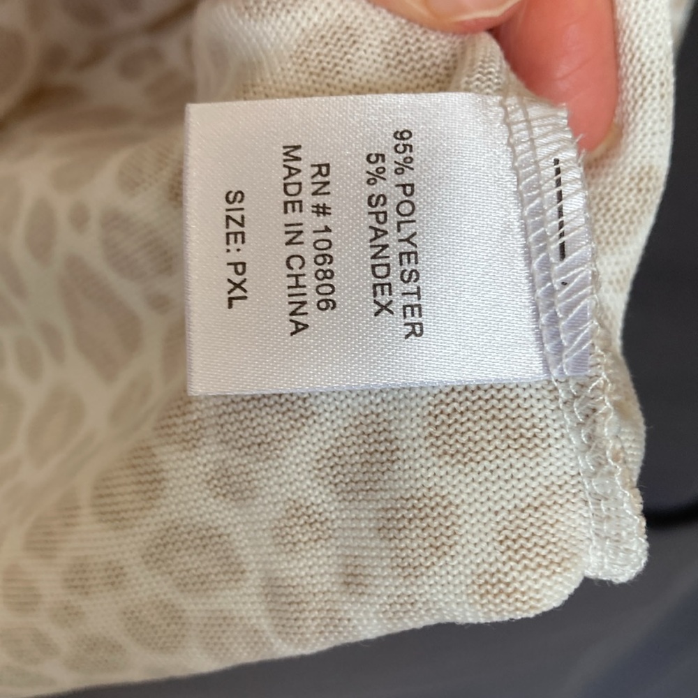 Emily Daniels top mockneck cheetah print animal print neutral PXL - Picture 10 of 15